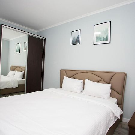 Apartament Curat Si Confortabil Str. Ismail 86 In Centrul Chisinaului Apartment Exterior photo